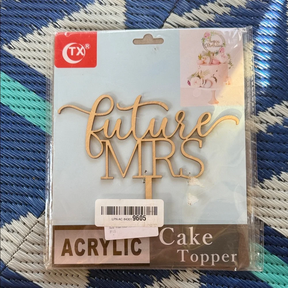 NWT Cake Topper Future Mrs Wedding Cake Topper Decoration Rustic Wooden